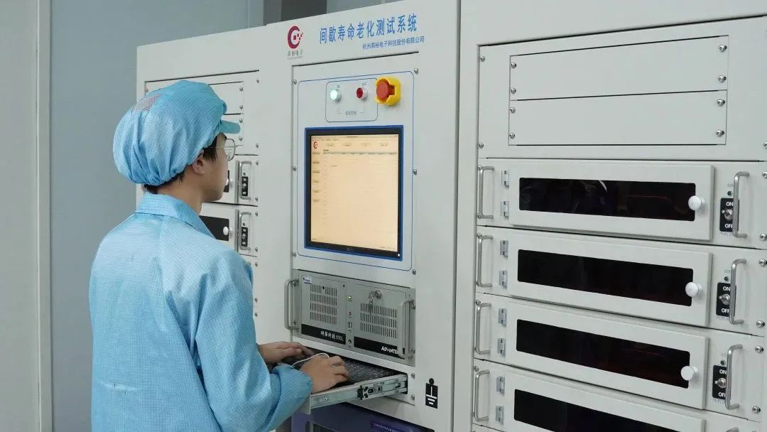 Intermittent aging life test